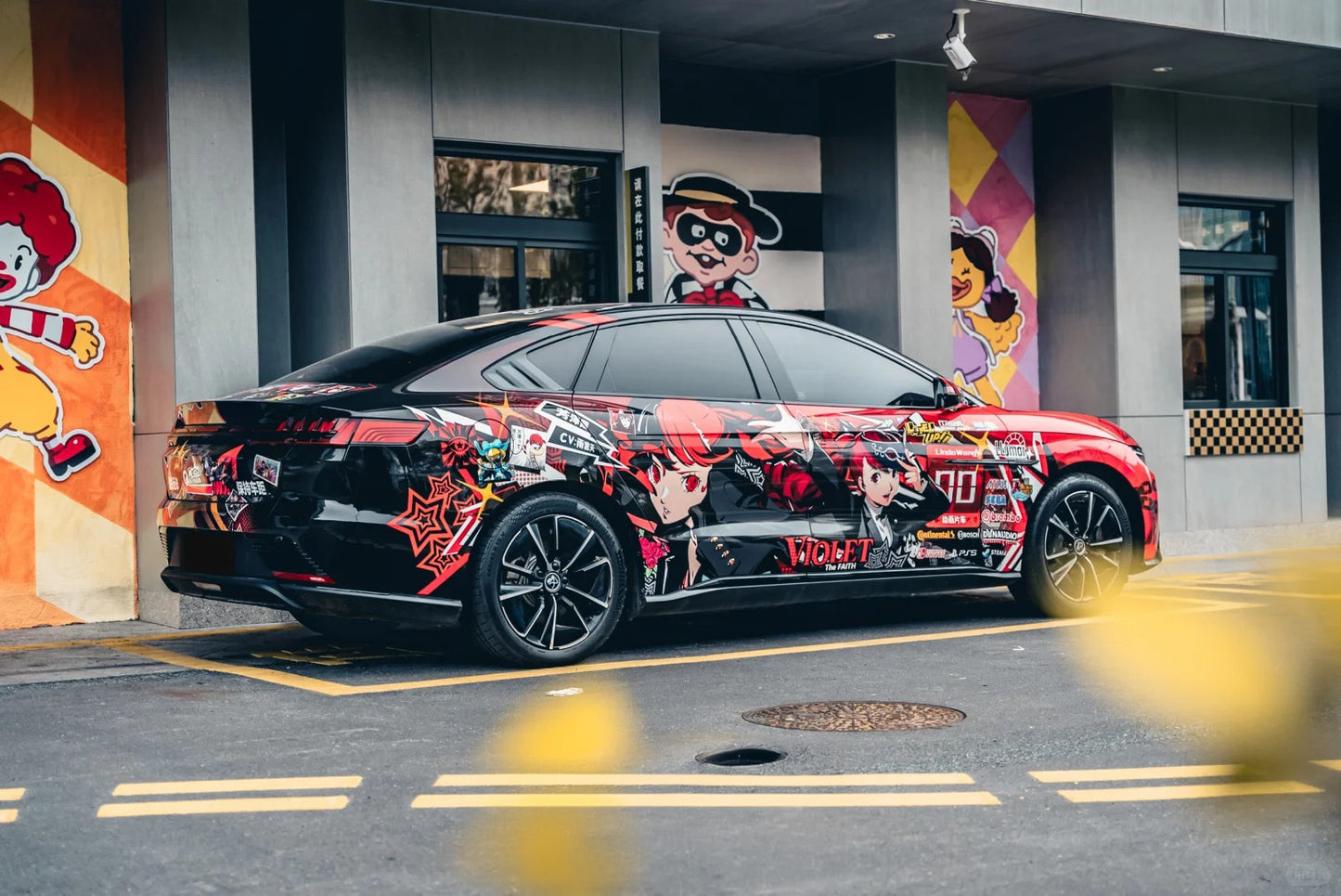 Persona 5 Car Wrap