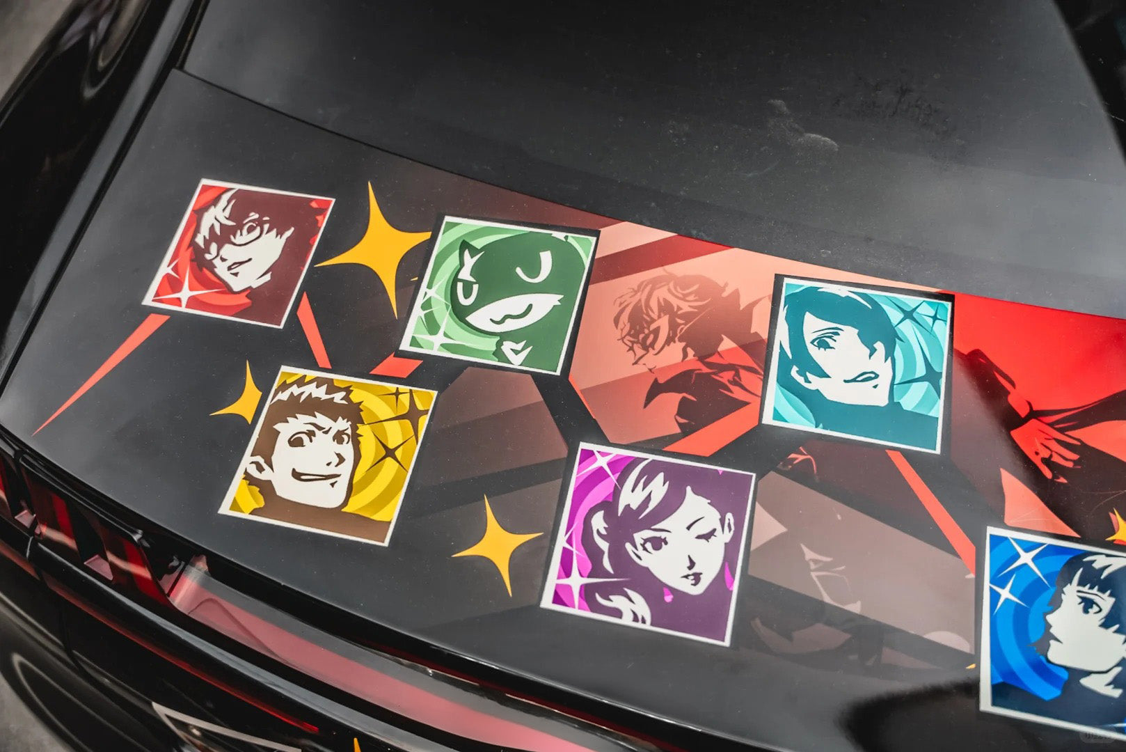 Persona 5 Car Wrap