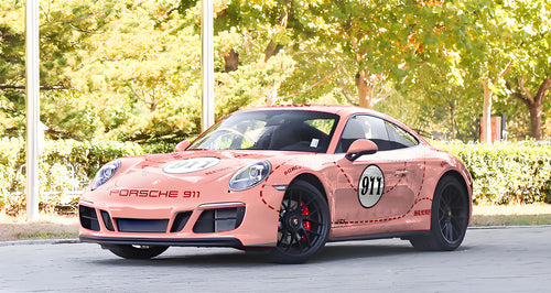 911 Pink Pig Full Size Car Wrap