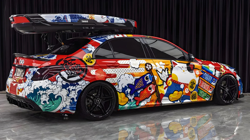 Autofolierung in voller Größe im japanischen Graffiti-Stil