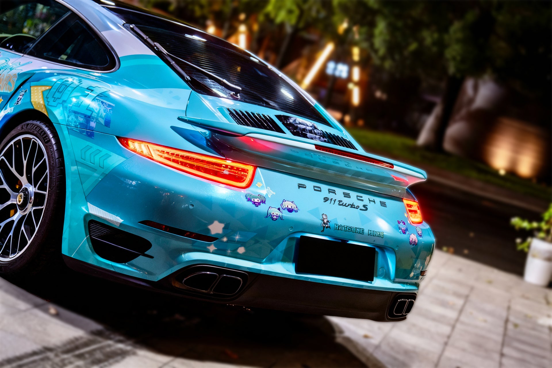 Miku G Car Wrap [AW-41]