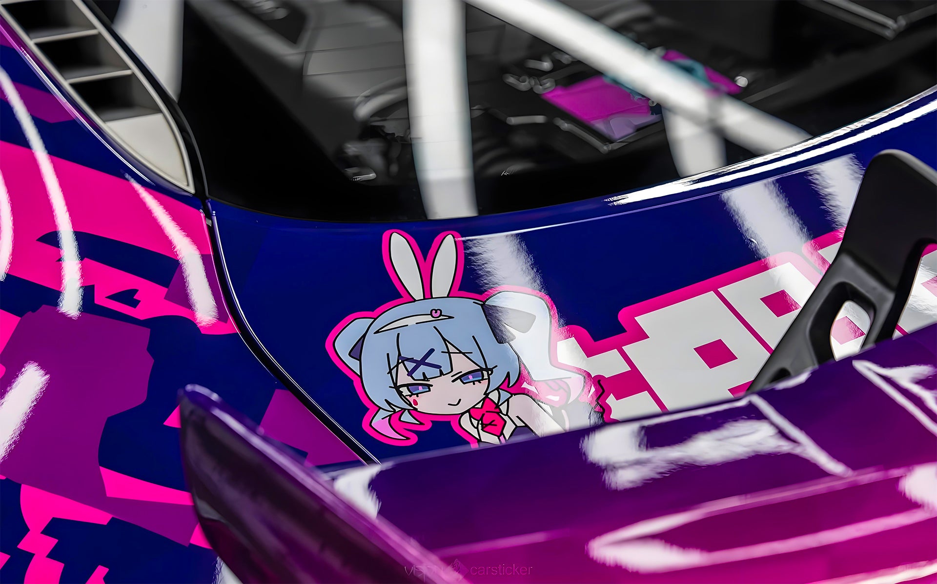 Miku T Car Wrap [AW-115]