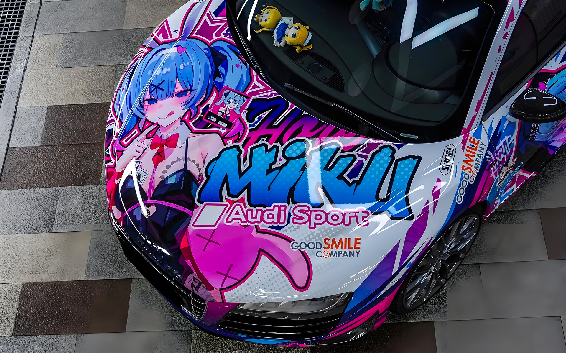 Miku T Car Wrap [AW-115]