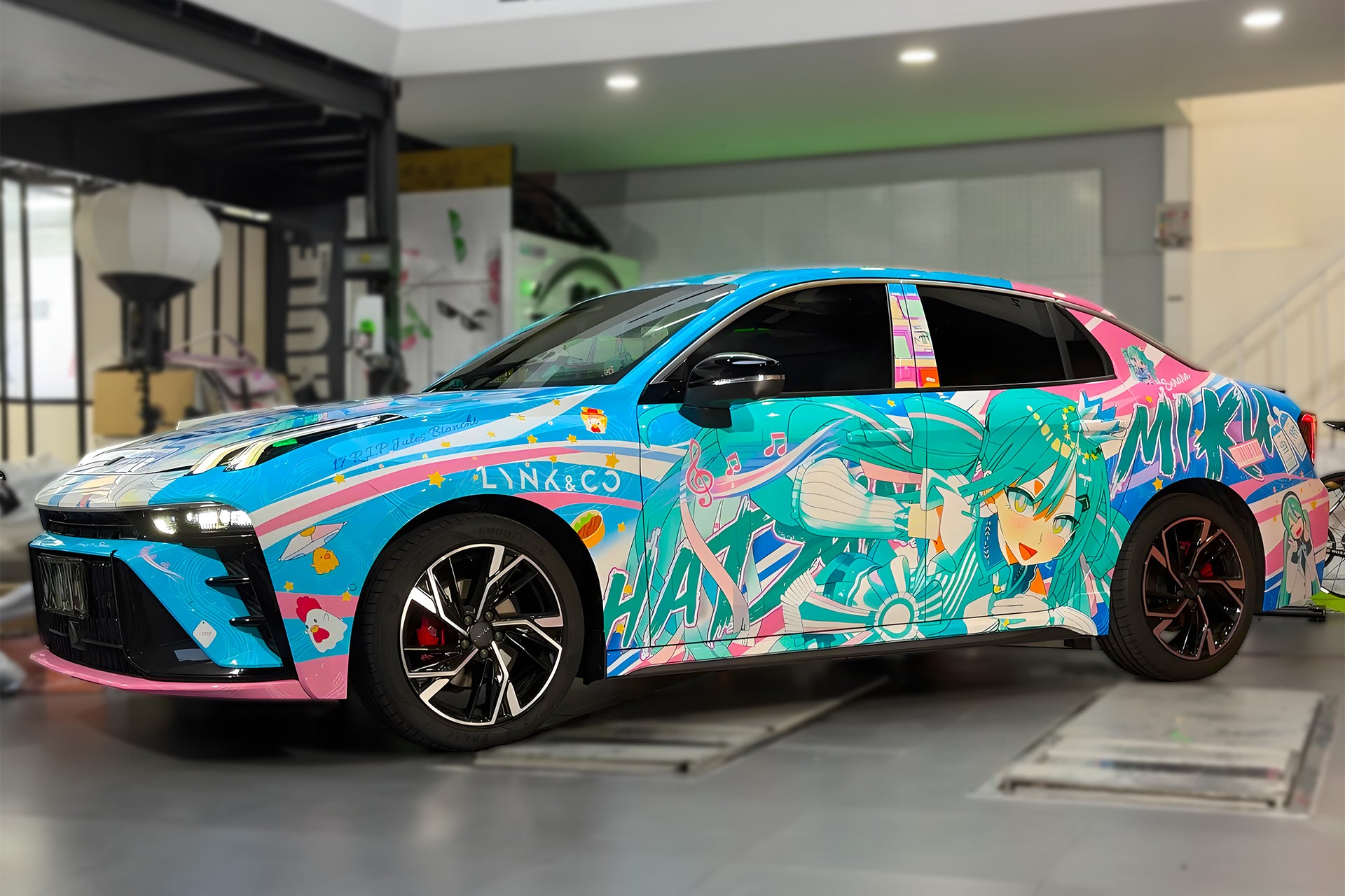 Miku U Car Wrap [AW-183]