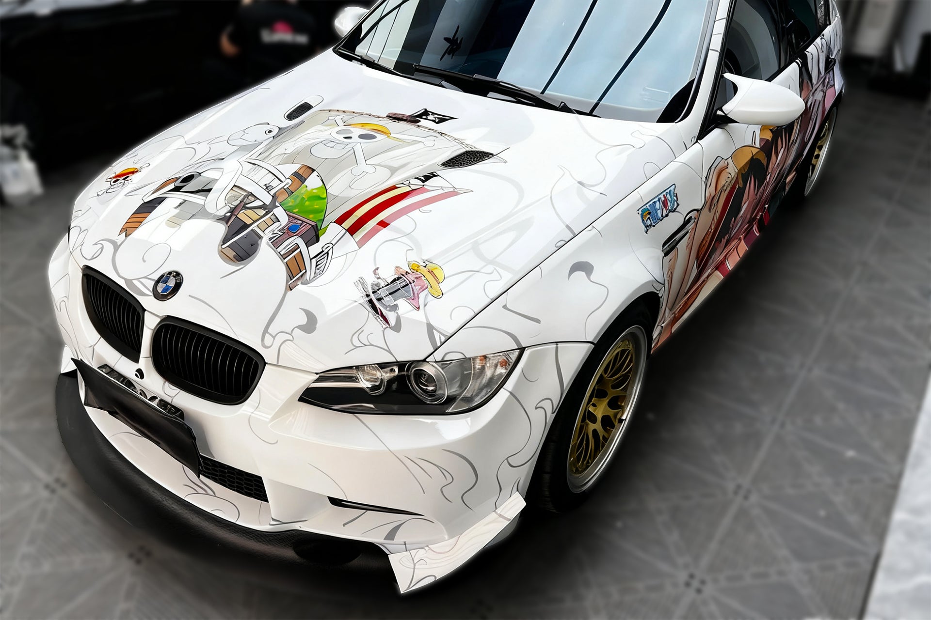 ONE PIECE C Car Wrap  [AW-43]
