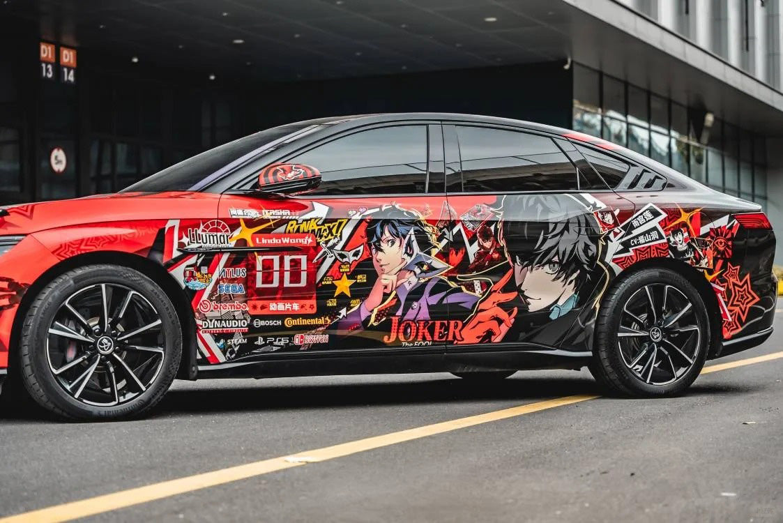 Persona 5 Car Wrap