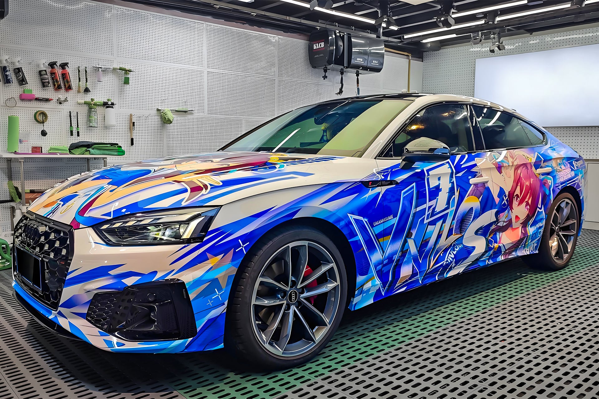 Uma Musume Pretty Derby Still in Love Car Wrap [AW-105]