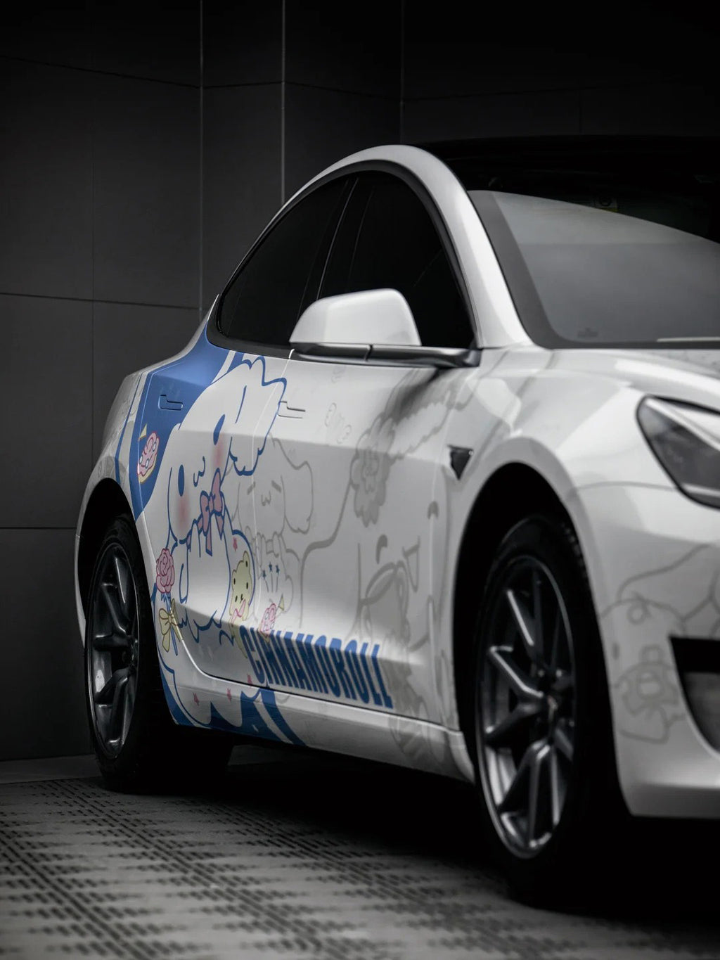 White Kuromi Full Size Car Wrap [UW-41]